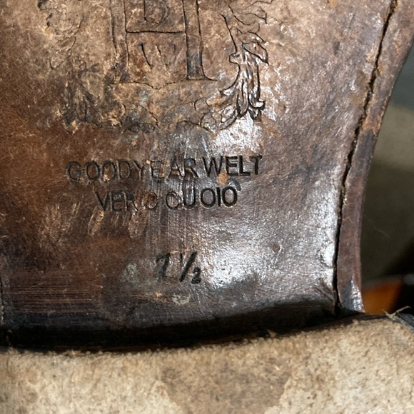 DW Goodyear Welt leather booties size 7.5 - Picture 12 of 13